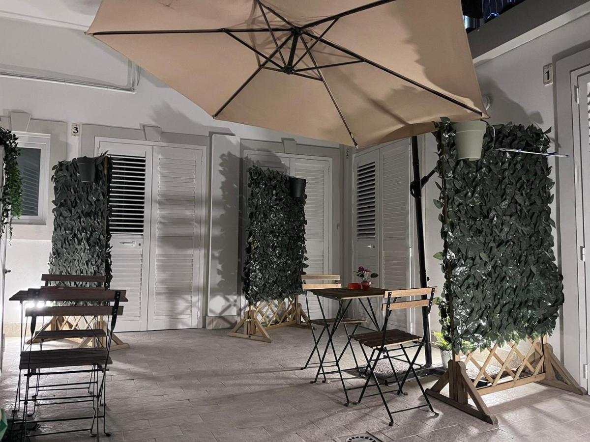 Casa Del Forestiero Umberto Catania Bagian luar foto